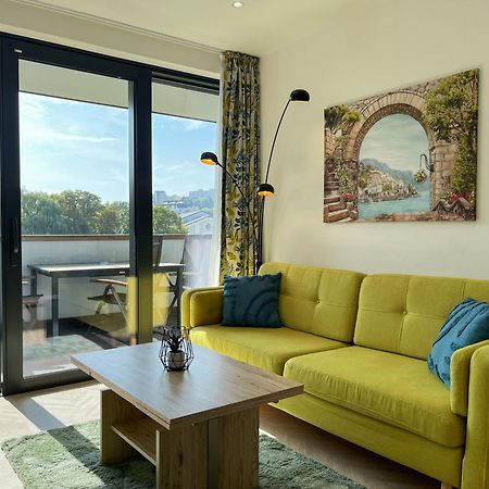 Luxury City Retreat With Terrace Košice Eksteriør billede