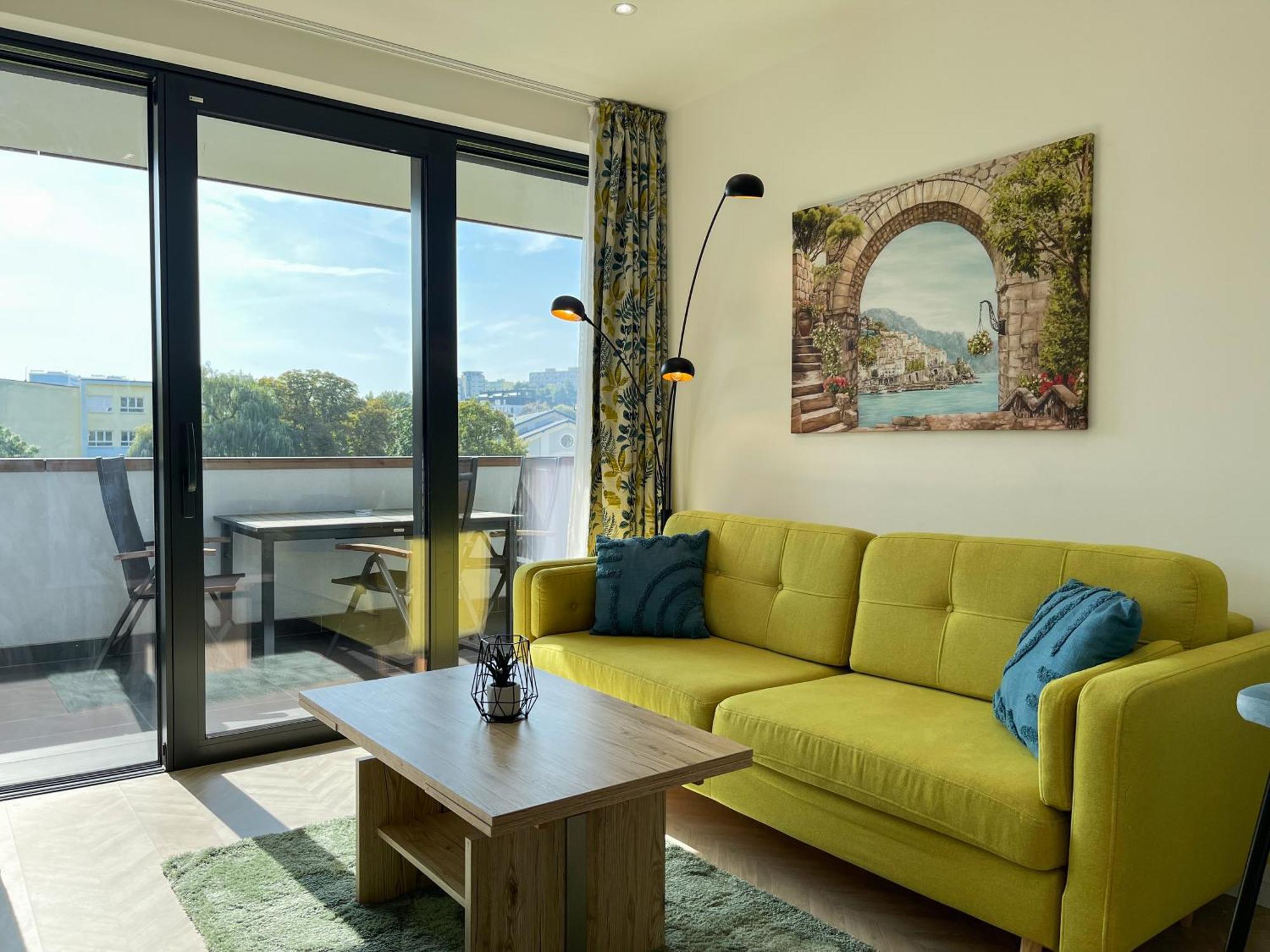 Luxury City Retreat With Terrace Košice Eksteriør billede